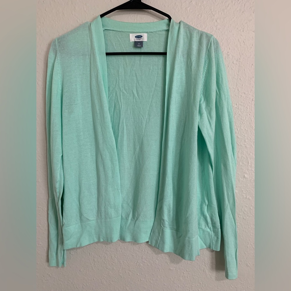 Old Navy cardigan in M